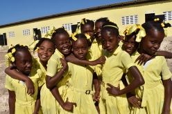 女学生的形象在海地